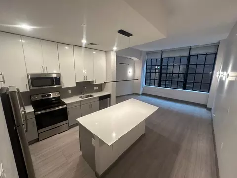 126 E 6th St, Cincinnati, OH 45202