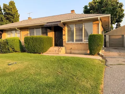 1100 1st St, Wenatchee, WA 98801
