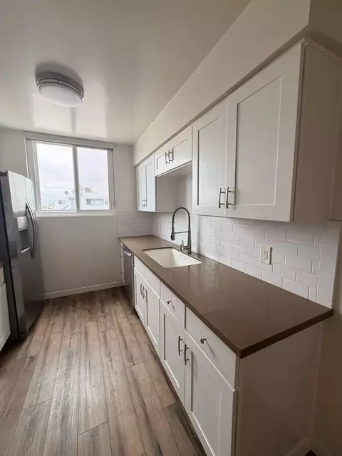 99 63rd Pl, Long Beach, CA 90803 photo 4