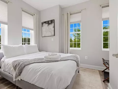 1425 P St NW, Washington, DC 20005 photo 5
