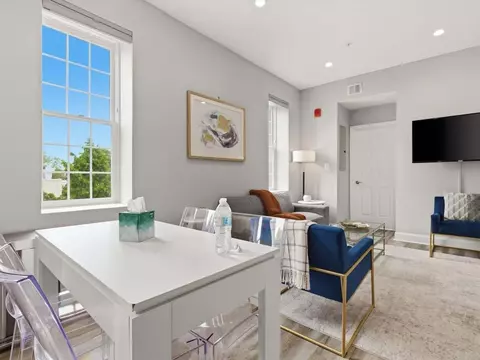 1425 P St NW, Washington, DC 20005 photo 3
