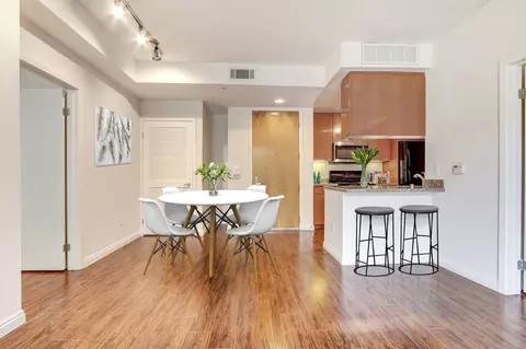 65 W Dayton St, Pasadena, CA 91105