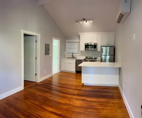 1963 Trinity Ave, Walnut Creek, CA 94596