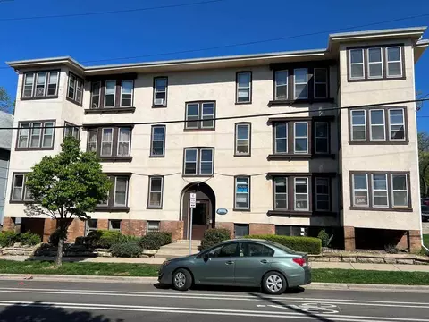 916 E Gorham St, Madison, WI 53703
