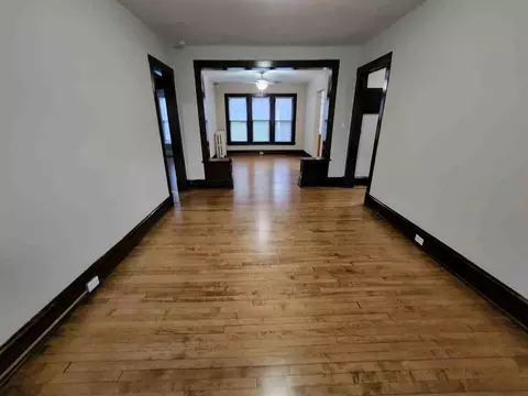 916 E Gorham St, Madison, WI 53703