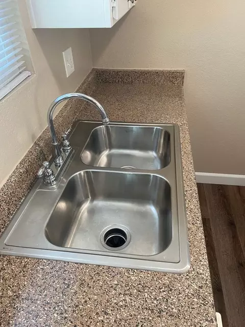 5727 Sutter Ave, Carmichael, CA 95608 photo 4