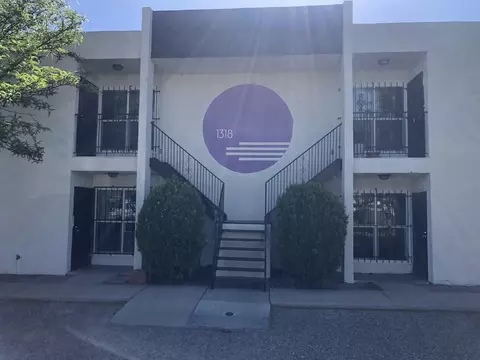 1318 San Pedro Dr SE, Albuquerque, NM 87108