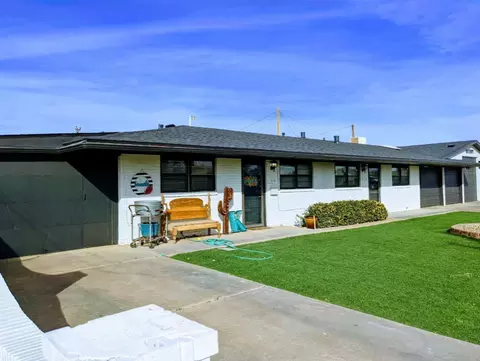 500 W 4th St, Idalou, TX 79329