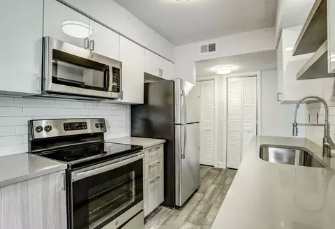11141 Springhollow Rd, Oklahoma City, OK 73120