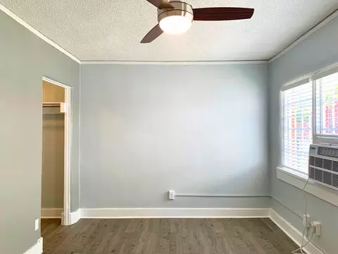 208 High St NE, Albuquerque, NM 87102