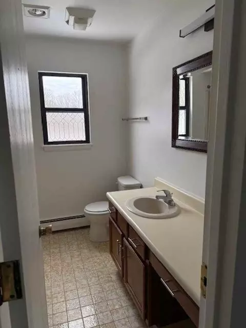 127 Fulton Ave, Poughkeepsie, NY 12603