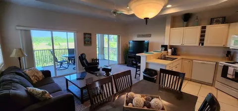 8270 Mulligan Cir, Port Saint Lucie, FL 34986