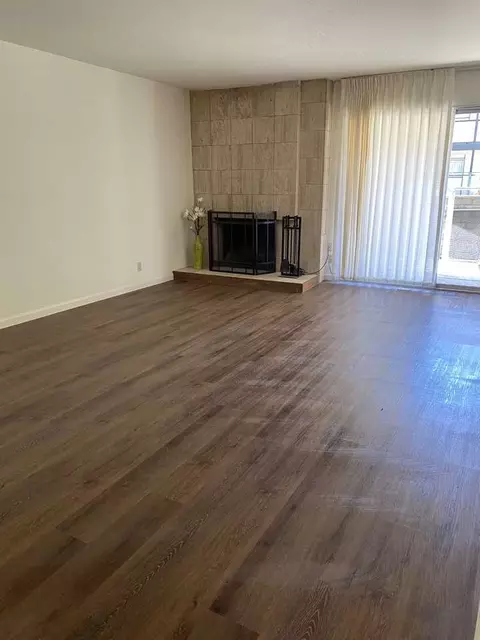 2001 Shore Line Dr, Alameda, CA 94501 photo 3