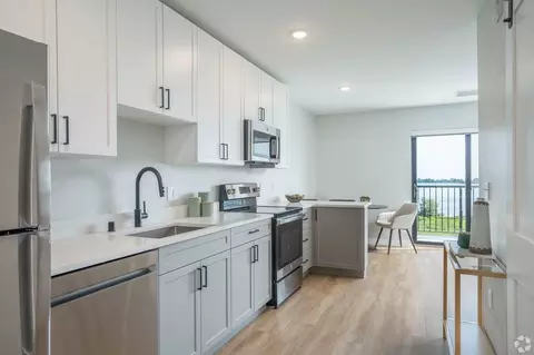 110 E 2nd St, Superior, WI 54880