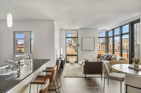 555 W Kinzie St, Chicago, IL 60654 photo 12