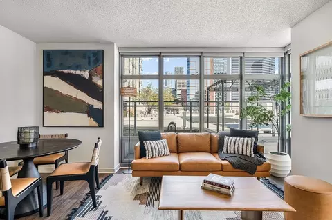555 W Kinzie St, Chicago, IL 60654 photo 4