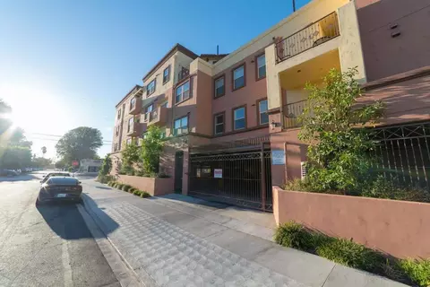 14055 Archwood St, Van Nuys, CA 91405