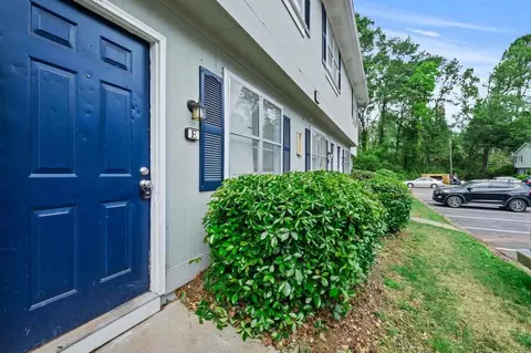 360 N 19th St, Griffin, GA 30223