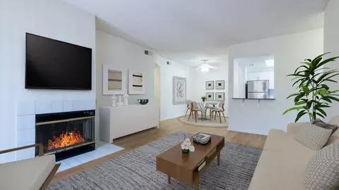 23516 Magic Mountain Pkwy, Valencia, CA 91355 photo 15