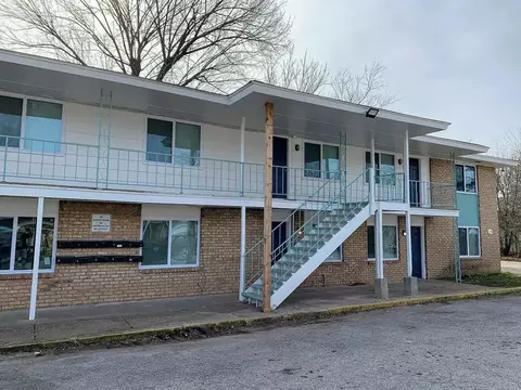 1825 N College Ave, Tulsa, OK 74110