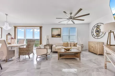 605 Kemp St, Merritt Island, FL 32952