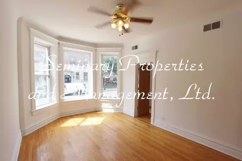 920 W Addison St, Chicago, IL 60613