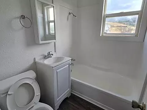 1419 NW Carden Ave, Pendleton, OR 97801 photo 6