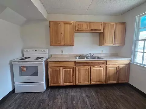 1419 NW Carden Ave, Pendleton, OR 97801