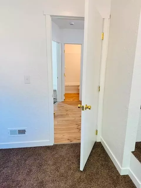 1419 NW Carden Ave, Pendleton, OR 97801 photo 10