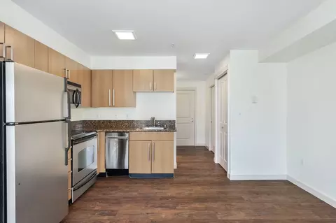 2015 W Dravus St, Seattle, WA 98199