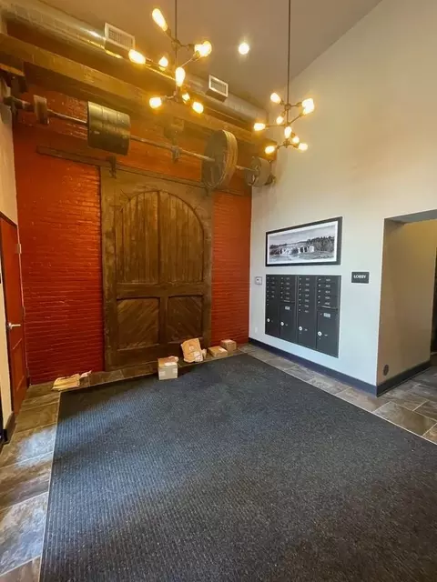 71 Canvass St, Cohoes, NY 12047