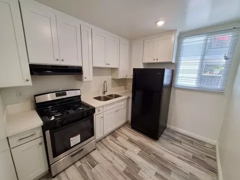 1185 N Kenmore Ave, Los Angeles, CA 90029