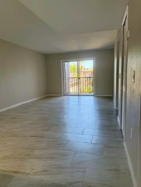 14610 N 42nd St, Tampa, FL 33613