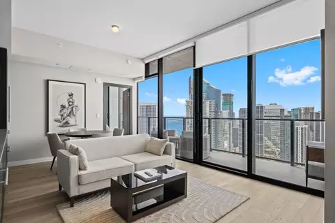 20 NE 11th St, Miami, FL 33132