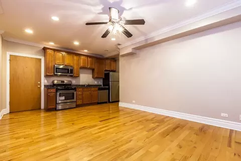917 E 78th St, Chicago, IL 60619