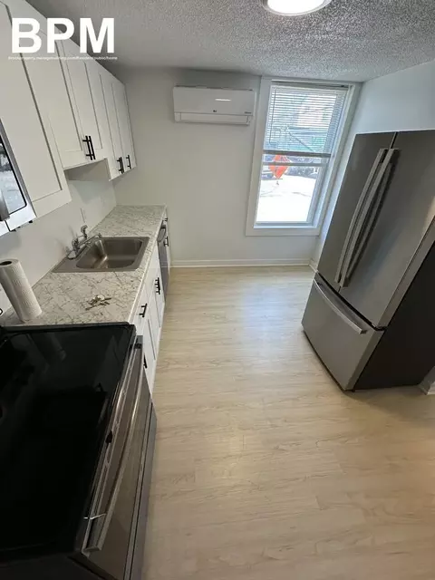 124 Felton St, Waltham, MA 02453