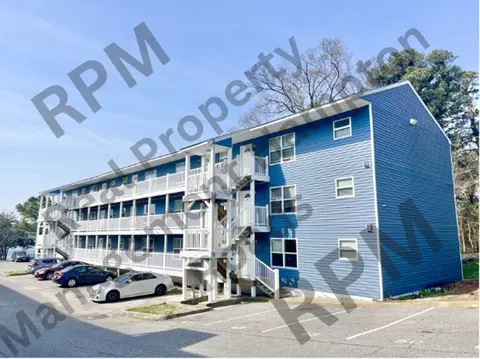 2107 Pretty Lake Ave, Norfolk, VA 23518