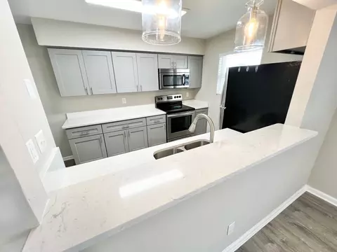 2107 Pretty Lake Ave, Norfolk, VA 23518
