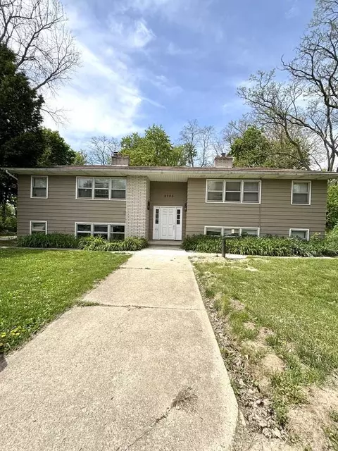 5705 Potter St, Haslett, MI 48840 photo 2