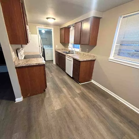 5705 Potter St, Haslett, MI 48840 photo 7