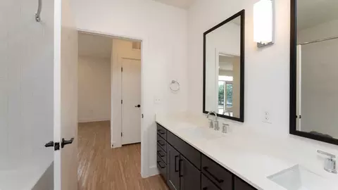 1401 Art Dilly Dr, Austin, TX 78702 photo 49