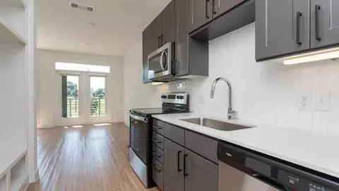 1401 Art Dilly Dr, Austin, TX 78702 photo 47