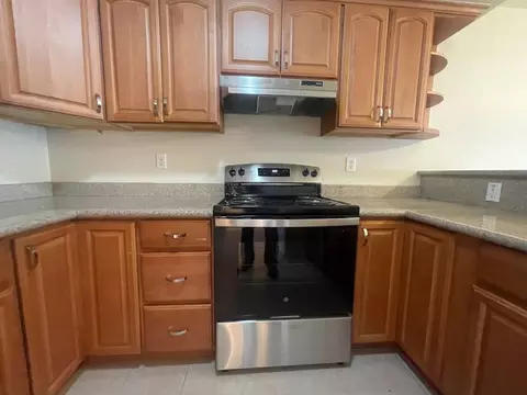 410 7th St, Oakland, CA 94607 photo 3
