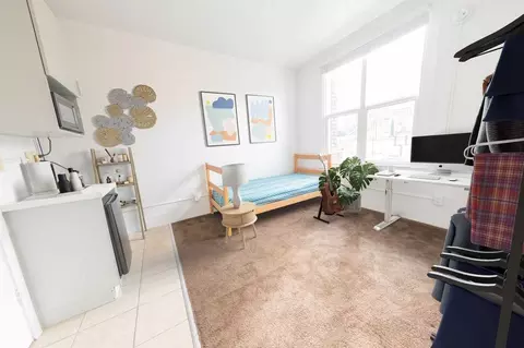 2405 12 Pacific Ave, Tacoma, WA 98402