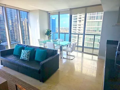 485 Brickell Ave, Miami, FL 33131