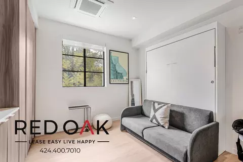 11649 Mayfield Ave, Los Angeles, CA 90049