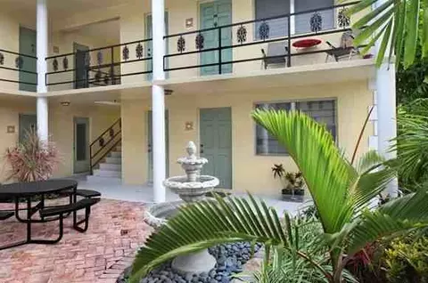 373 NW 4th Diagonal, Boca Raton, FL 33432 photo 12