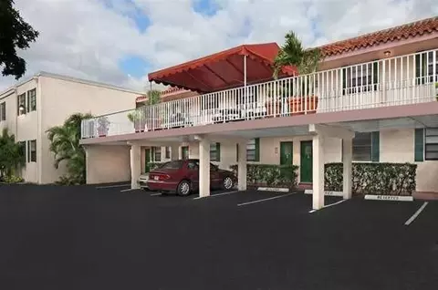 373 NW 4th Diagonal, Boca Raton, FL 33432 photo 8