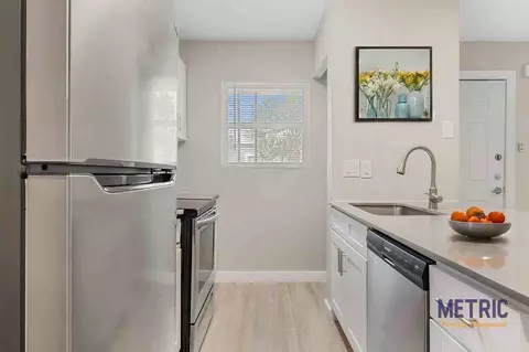 206 W 38th St, Austin, TX 78705 photo 51