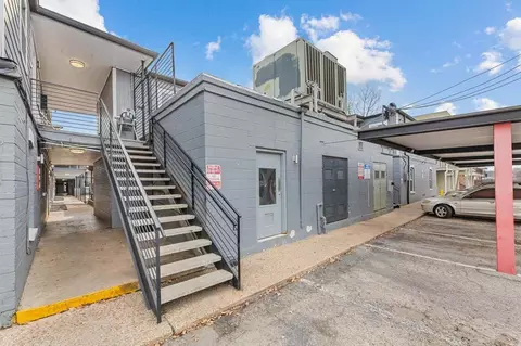 206 W 38th St, Austin, TX 78705 photo 16
